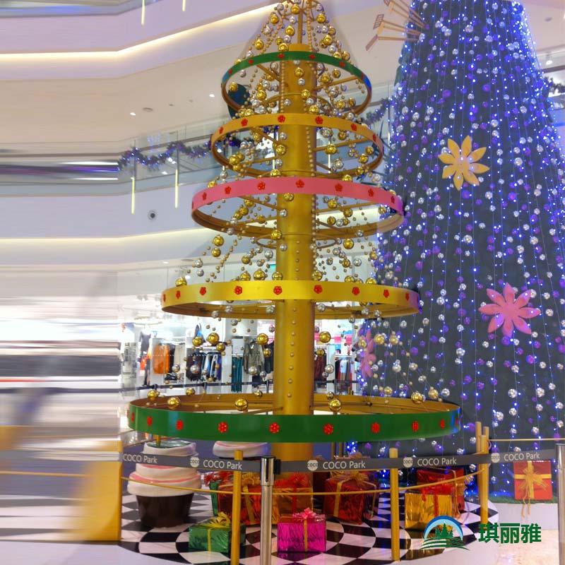 深圳大型商场圣诞树
