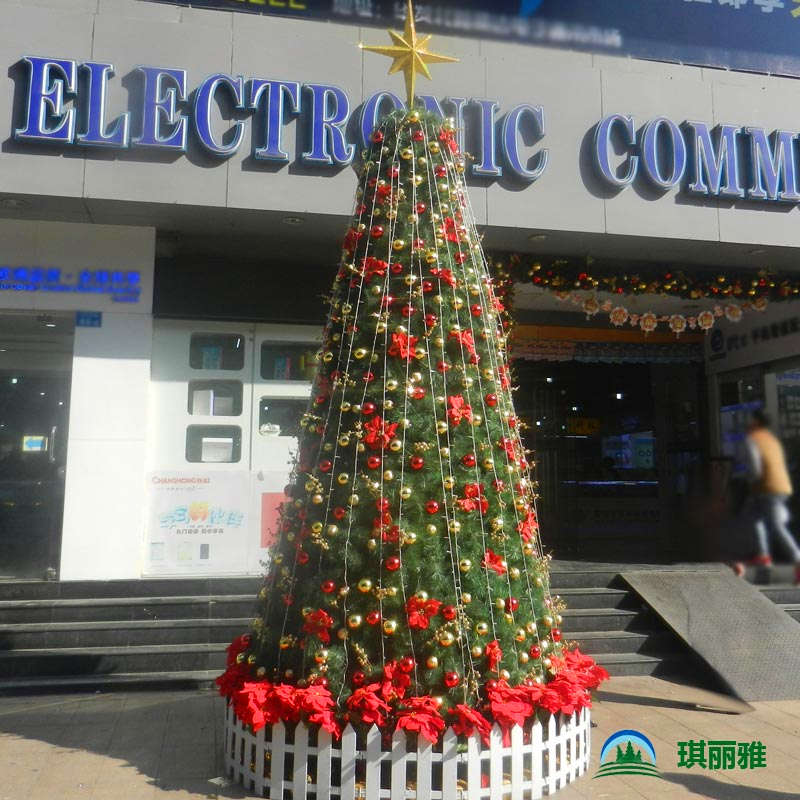 商业中心圣诞树