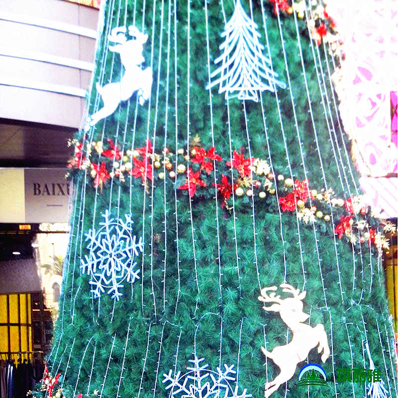 海南酒店大型圣诞树